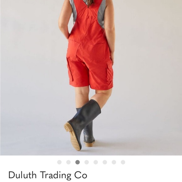 Duluth Heirloom Overalls Lightweight Gardening Shorts in Red Sz M - Picture 2 of 12